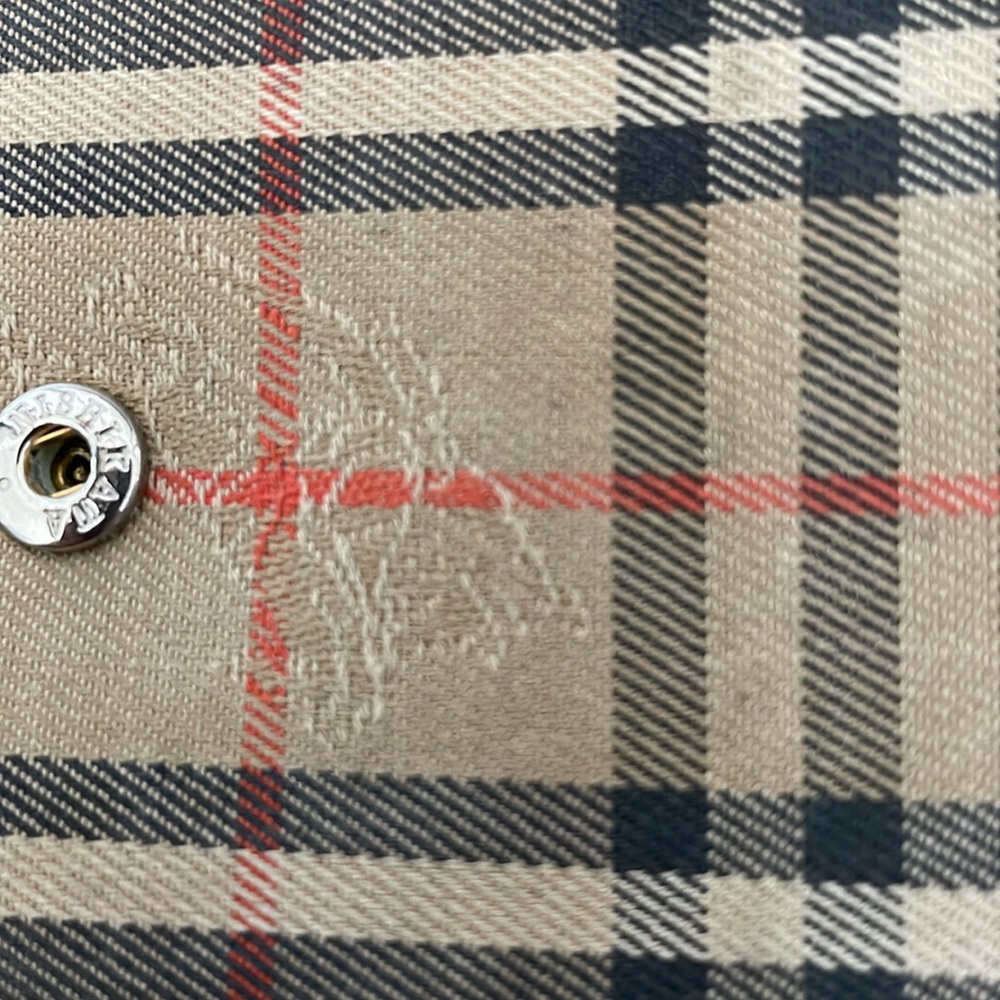 Burberry Compact Wallet - Picture 13 of 13